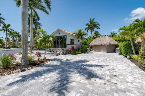 13617 Snapper Ln, Naples, FL 34114 photo 2