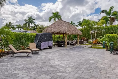 13609 Snapper Ln, Naples, FL 34114