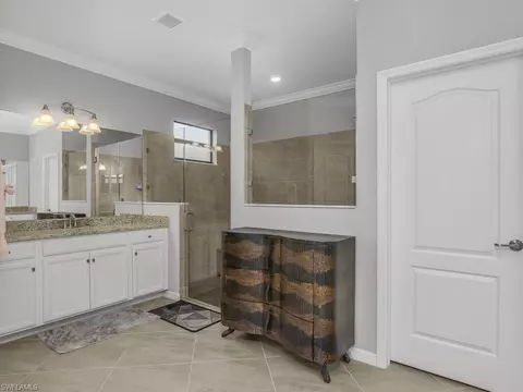 Bath - 17575 Kinzie Ln, Estero, FL 33928 photo 1 of 4