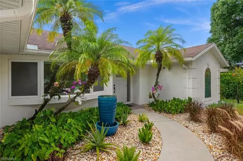 2476 River Reach Dr, Naples, FL 34104