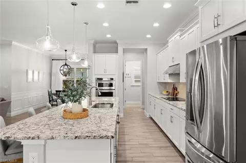 Kitchen - 3769 Helmsman Dr, Naples, FL 34120 photo 2 of 3