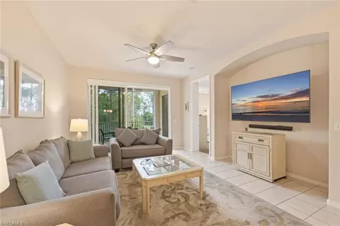 4873 Hampshire Ct #104, Naples, FL 34112