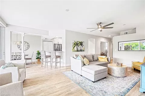 6842 Lantana Bridge Rd #102, Naples, FL 34109