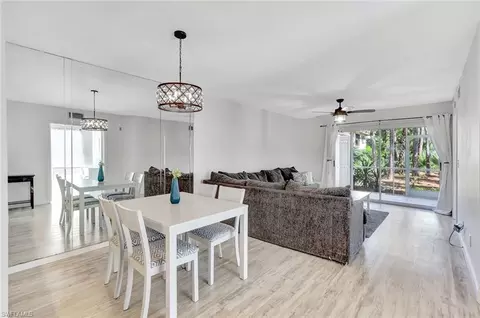 1965 Courtyard Way #E-106, Naples, FL 34112