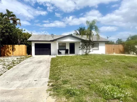1854 54th Ter SW, Naples, FL 34116