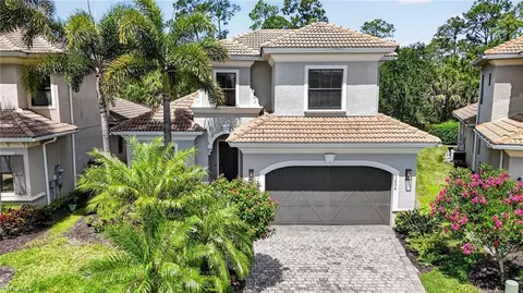 1454 Serrano Cir, Naples, FL 34105