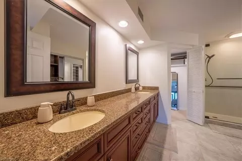 Bath - 792 Eagle Creek Dr #101, Naples, FL 34113 photo 2 of 2