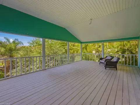 Exterior - 2022 Frederick St, Naples, FL 34112 photo 6 of 8