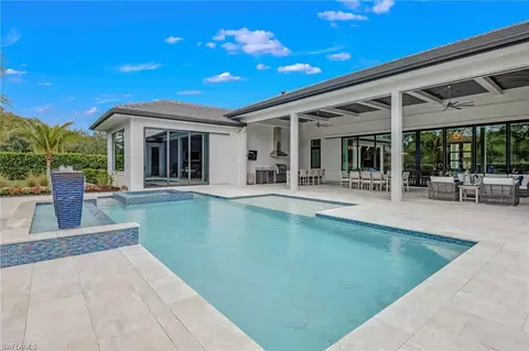 Exterior - 12 Banyan Rd, Naples, FL 34108 photo 7 of 11
