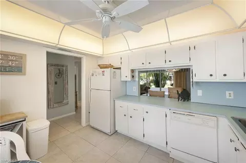 Kitchen - 385 Palm Dr #1732, Naples, FL 34112 photo 3 of 3