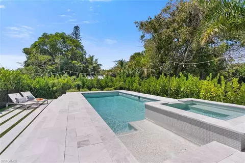 Exterior - 1984 Frederick St, Naples, FL 34112 photo 6 of 8