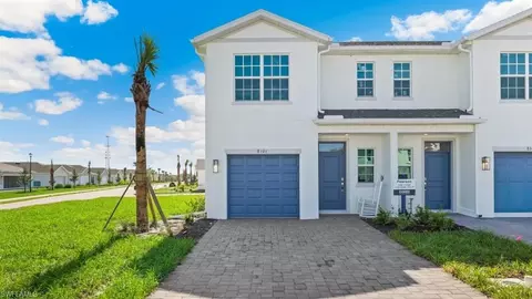 8213 Everly Preserve Dr, Lehigh Acres, FL 33971