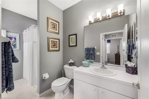 Bath - 2720 Cypress Trace Cir #2935, Naples, FL 34119 photo 3 of 3