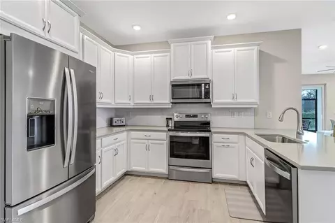 Kitchen - 1148 Enbrook Loop, Naples, FL 34114 photo 2 of 5