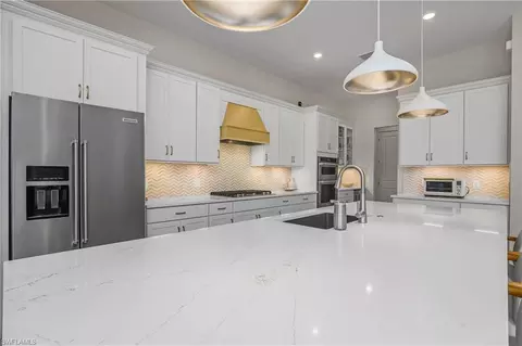 Kitchen - 20609 Napa Loop, Estero, FL 33928 photo 5 of 8