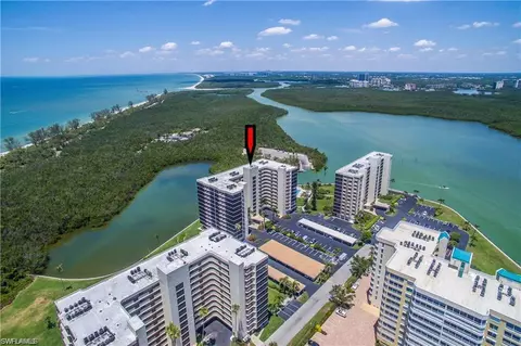 15 Bluebill Ave #606, Naples, FL 34108