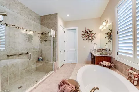 Bath - 9263 Glenforest Dr, Naples, FL 34120 photo 2 of 6