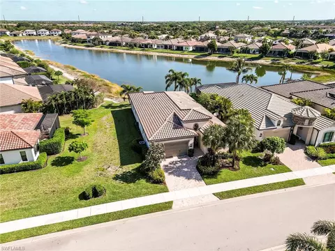 View/Area - 9263 Glenforest Dr, Naples, FL 34120 photo 3 of 9