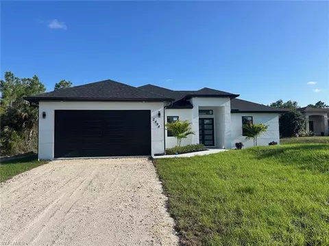 2894 43rd Ave NE, Naples, FL 34120