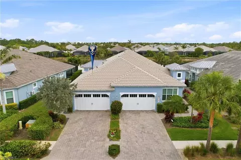 7157 Dominica Dr, Naples, FL 34113