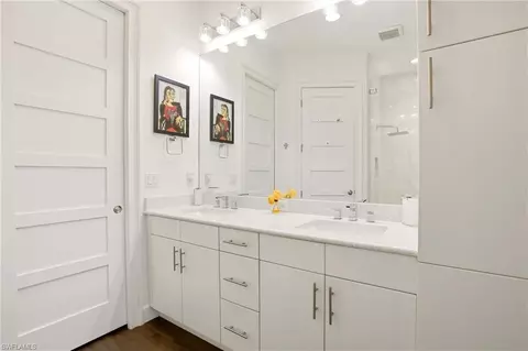Bath - 7157 Dominica Dr, Naples, FL 34113 photo 2 of 2