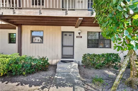 5232 Treetops Dr #L-102, Naples, FL 34113