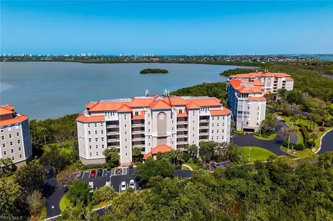 269 Vintage Bay Dr #C11, Marco Island, FL 34145