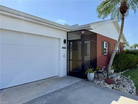 7079 Cedarhurst Dr, Fort Myers, FL 33919