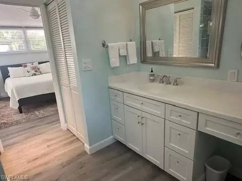 Bath - 1503 Ruby Lake Pt, Naples, FL 34114 photo 4 of 5
