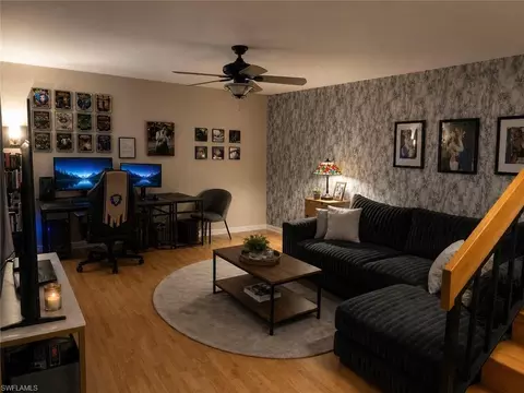108 Lake Point Ln #1B, Naples, FL 34112