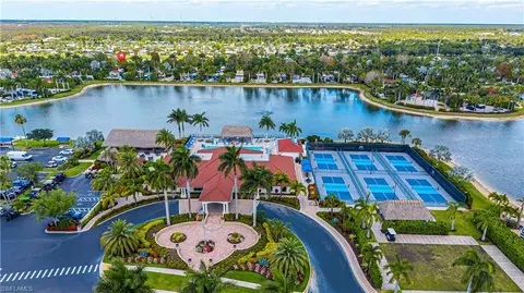 4730 Southern Breeze Dr, Naples, FL 34114