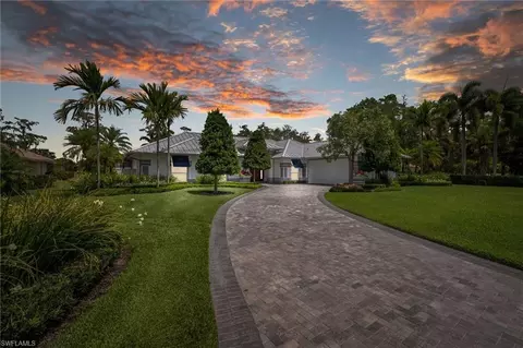 2003 Duke Dr, Naples, FL 34110