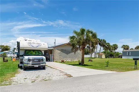 7784 Raymary St, Bokeelia, FL 33922