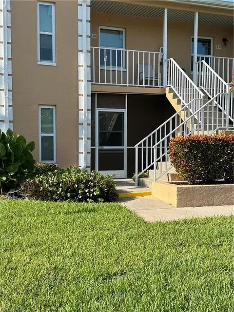 1950 W Crown Pointe Blvd #B106, Naples, FL 34112