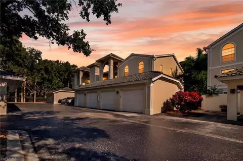 15395 Cedarwood Ln #104, Naples, FL 34110