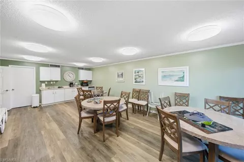Dining - 3150 Binnacle Dr #318, Naples, FL 34103 photo 1 of 1