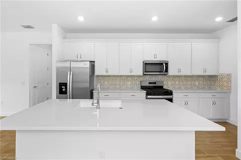 Kitchen - 20593 Pebble Glen Dr, Estero, FL 33928 photo 1 of 4