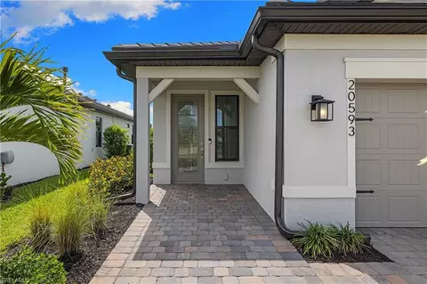 Exterior - 20593 Pebble Glen Dr, Estero, FL 33928 photo 7 of 13