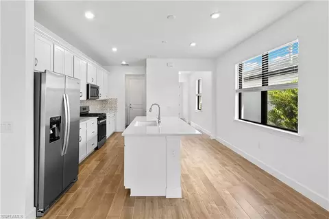 Kitchen - 20593 Pebble Glen Dr, Estero, FL 33928 photo 4 of 4