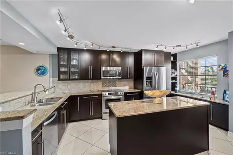 5535 Rattlesnake Hamm Rd #205, Naples, FL 34113