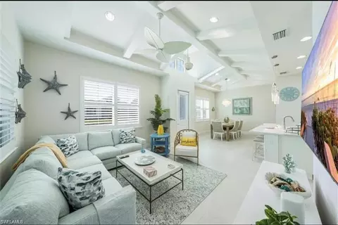 7084 Saona Ct, Naples, FL 34113