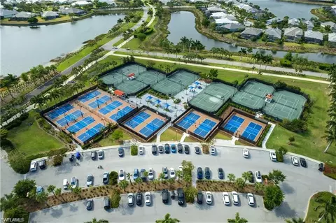 View/Area - 7084 Saona Ct, Naples, FL 34113 photo 4 of 11