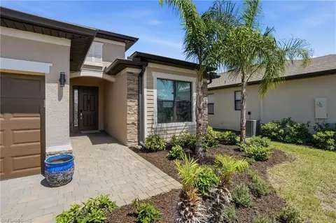 3324 Altimira Dr, Fort Myers, FL 33905