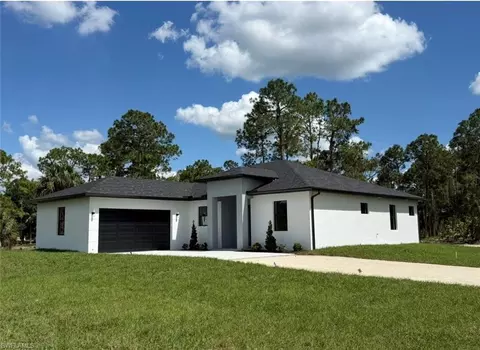 4274 16th Ave NE, Naples, FL 34120