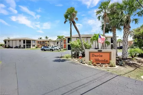 16881 Davis Rd #312, Fort Myers, FL 33908