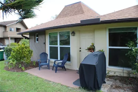 Exterior - 809 Palm View Dr #8, Naples, FL 34110 photo 5 of 7