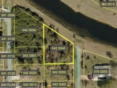 1205 Elaine Ave N, Lehigh Acres, FL 33971