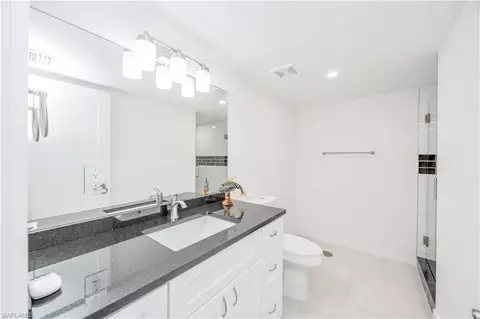 Bath - 4180 Crayton Rd #E4, Naples, FL 34103 photo 1 of 3
