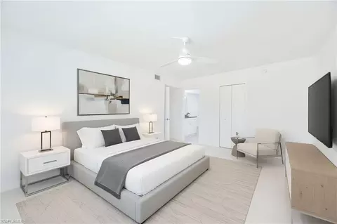 Bedroom - 4180 Crayton Rd #E4, Naples, FL 34103 photo 3 of 5