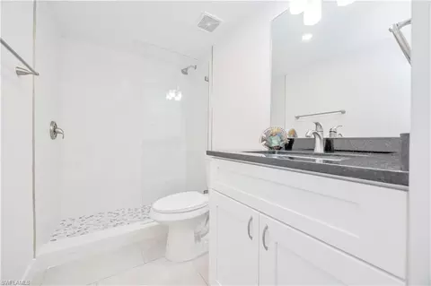 Bath - 4180 Crayton Rd #E4, Naples, FL 34103 photo 3 of 3
